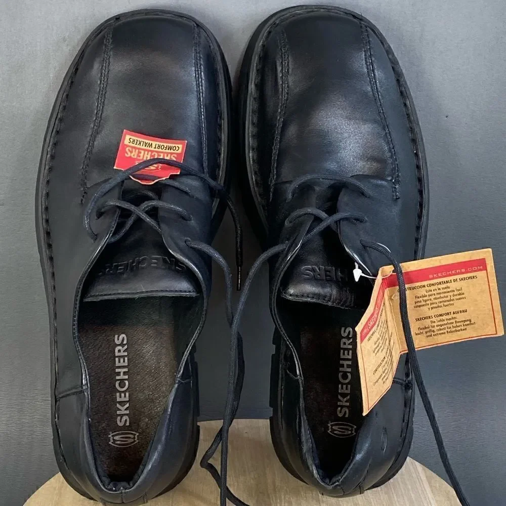 Skechers new without
